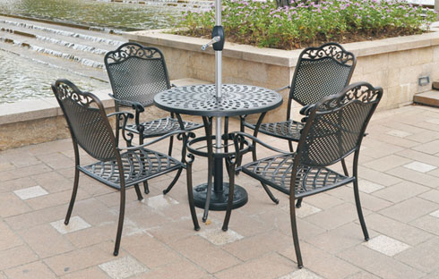 5 mẫu bàn ghế sân vườn đẹp, độc đáo, hút khách nhất hiện nay